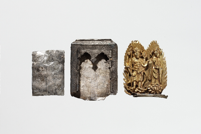 金製佛像入小廚子 이미지 1 보기