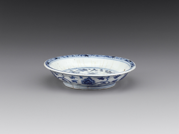 백자 청화 물새 풀꽃무늬 접시 이미지 1 보기