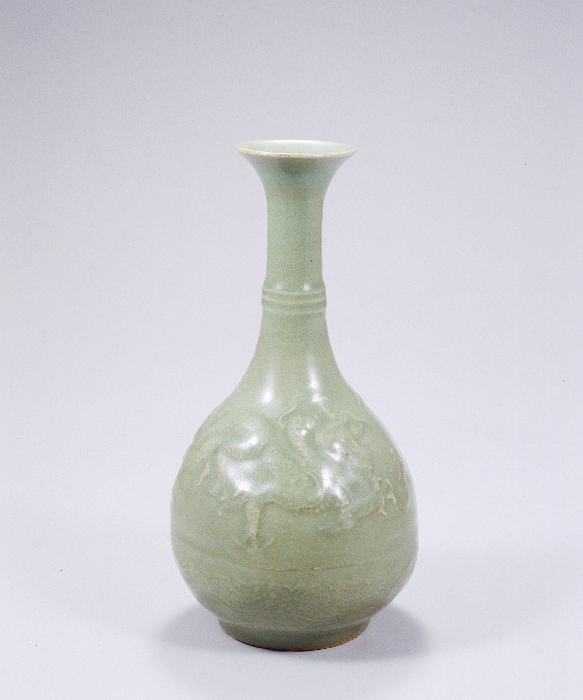 청자 구름 용무늬 병 이미지 1 보기