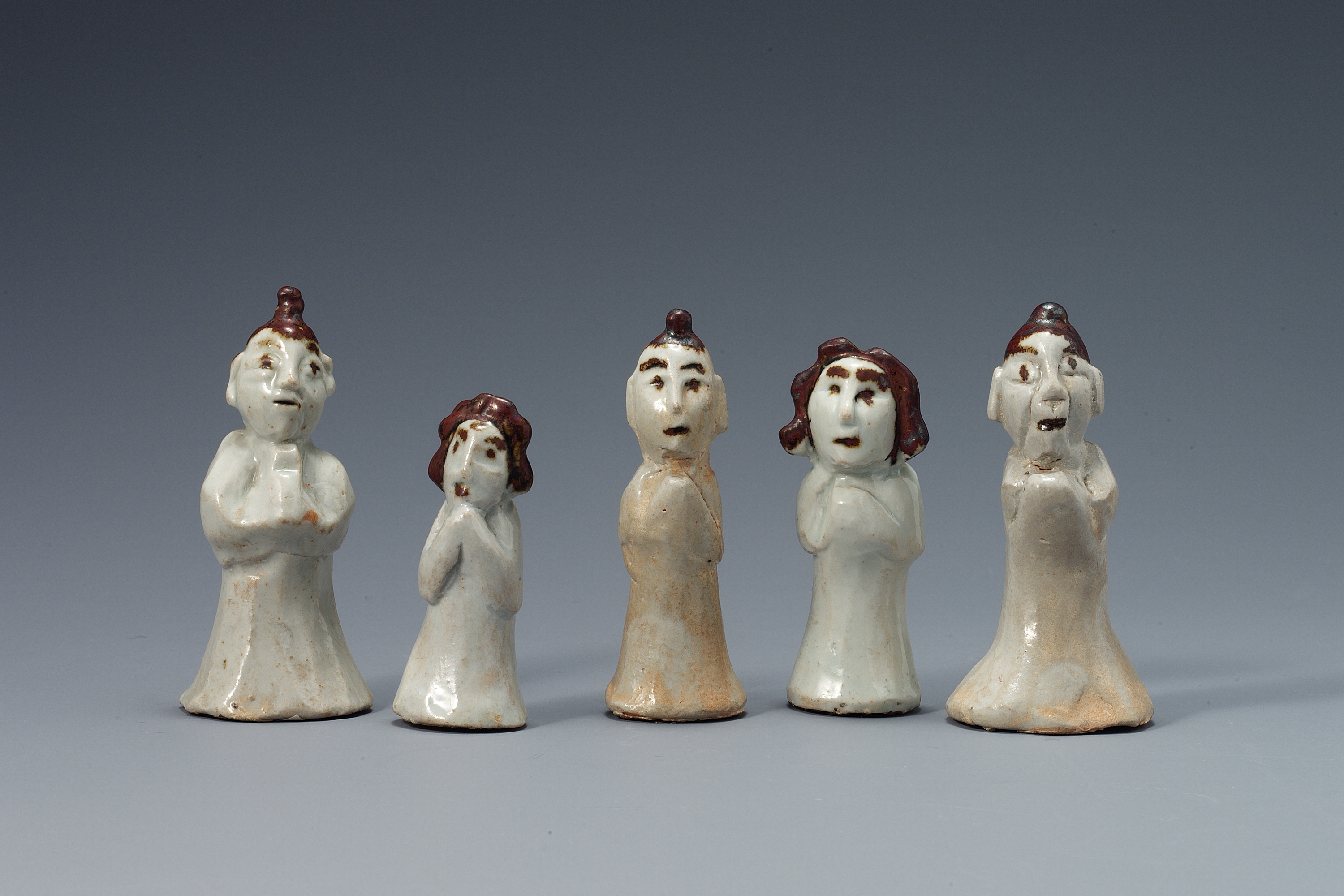 백자 철화 인물모양 명기 이미지 1