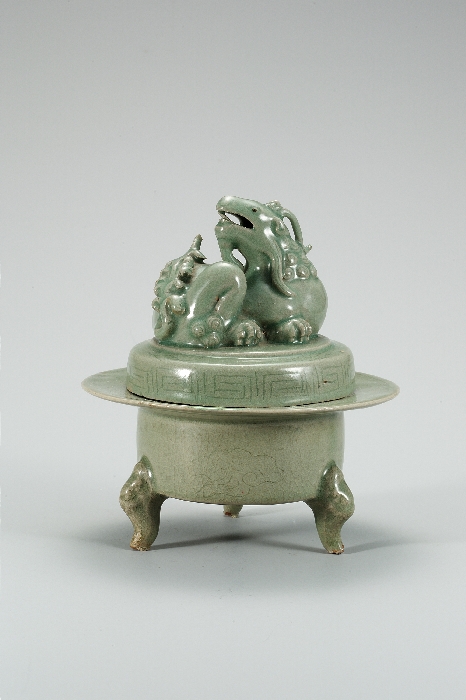 青瓷麒麟盖香炉| 藏品搜索::國立中央博物馆