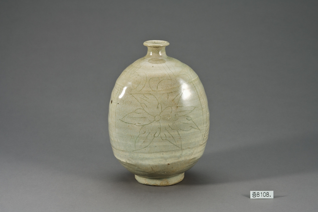 분청사기 꽃무늬 편병 이미지 2