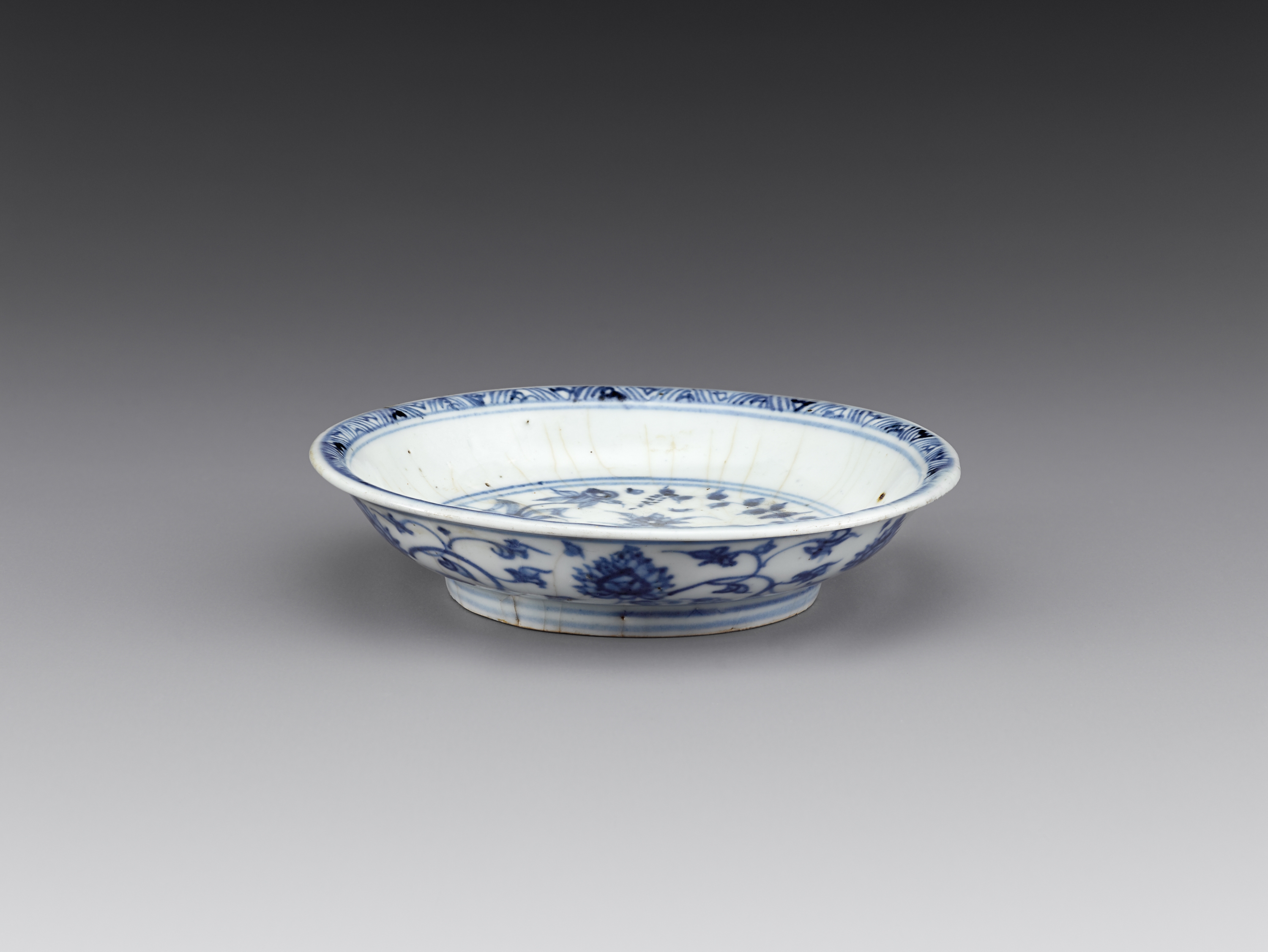 백자 청화 물새 풀꽃무늬 접시 이미지 1