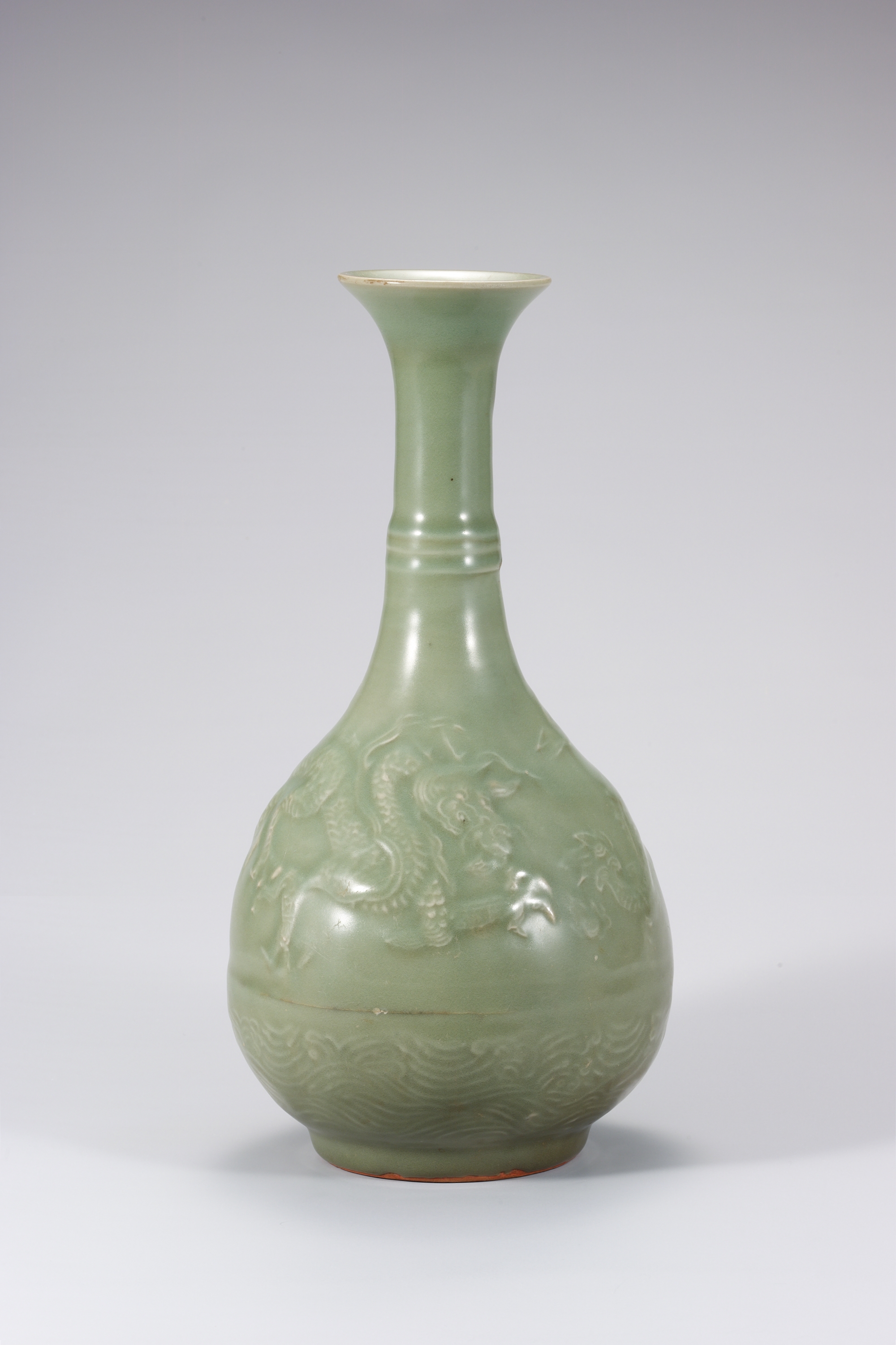 청자 구름 용무늬 병 이미지 2